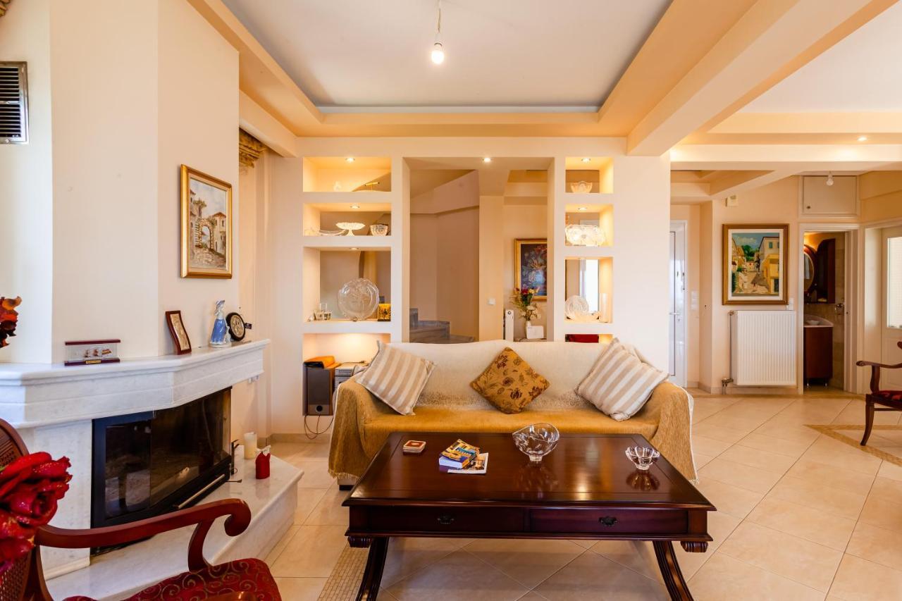 קלמאטה Verga Majestic Sunsets - Elegant & Secluded Retreat מראה חיצוני תמונה